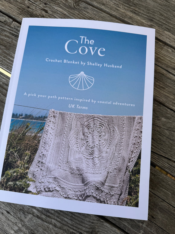 The Cove Crochet Blanket - by Shelley Husband (Paperback)