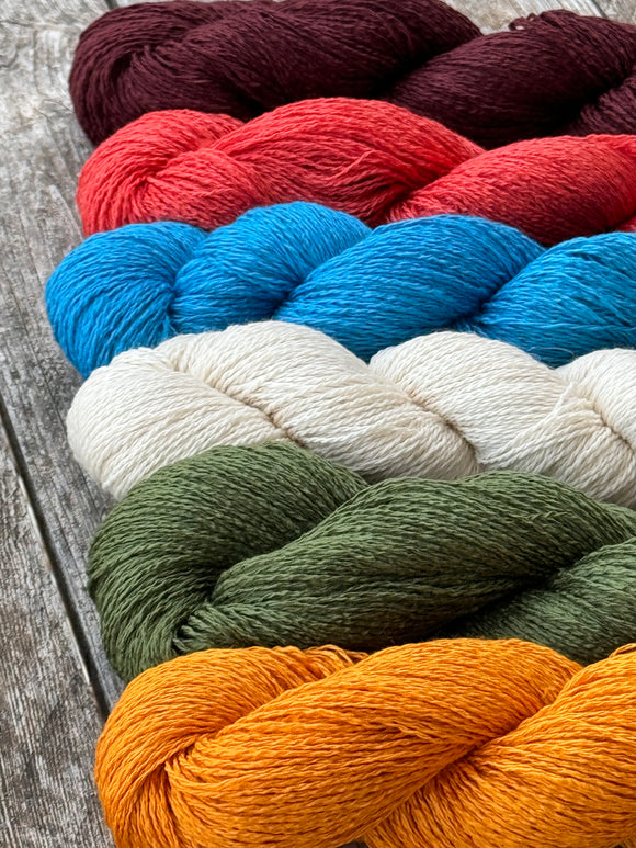 100% Merino yarn - Light Fingering / 3-4ply - dyed