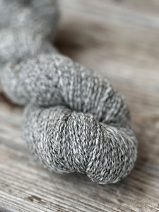 Sports Weight/ 5ply - merino alpaca blend - undyed in Salt&Pepper